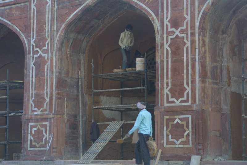 2303000_RestorationWorkOnHumayunsTomb.jpg - Restoration work at Humayun's Tomb. Delhi.