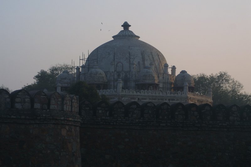 2316000_AfsarwalaTomb.jpg - Afsarwala tomb near Humayun's Tomb. Delhi.