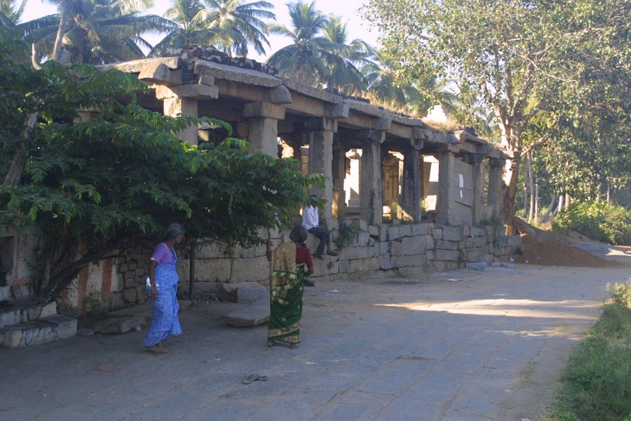 1108000_Hampi.jpg - Old temples along the road at Hampi.