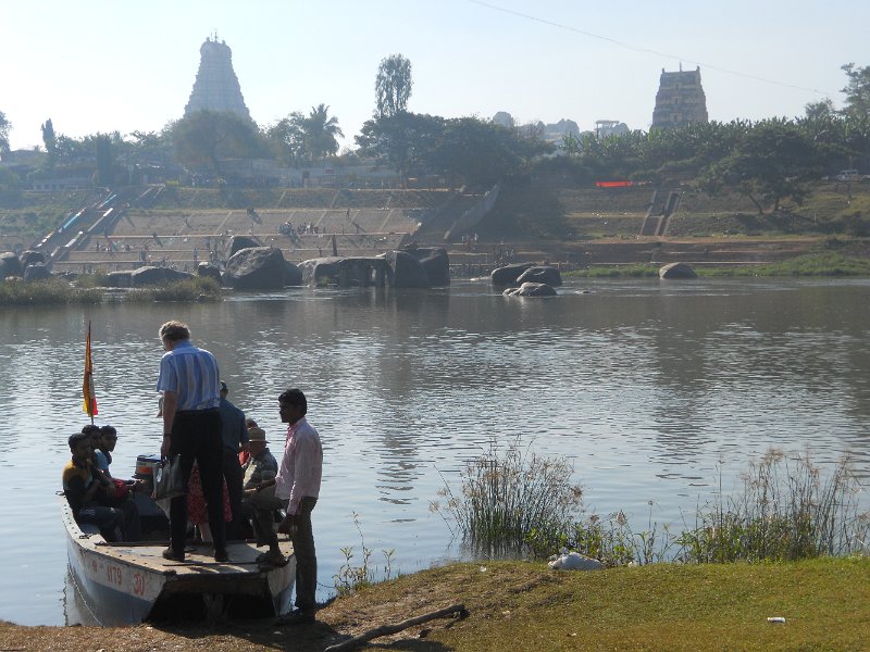 1115647_HampiFromAcrossTheRiver.jpg - The Hampi ferry.