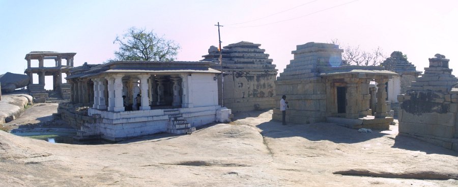 1161100_RuinsOnHill5Hampi.jpg - Ruins on the hill above the temple. Hampi.