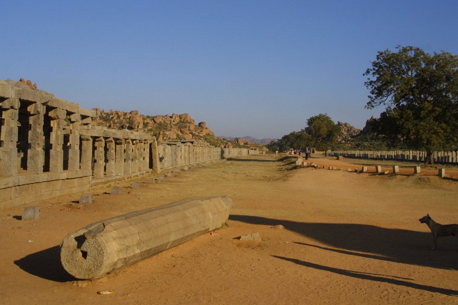 1206000_RuinsHampi.jpg - Ruins near Vitthala Temple Hampi.