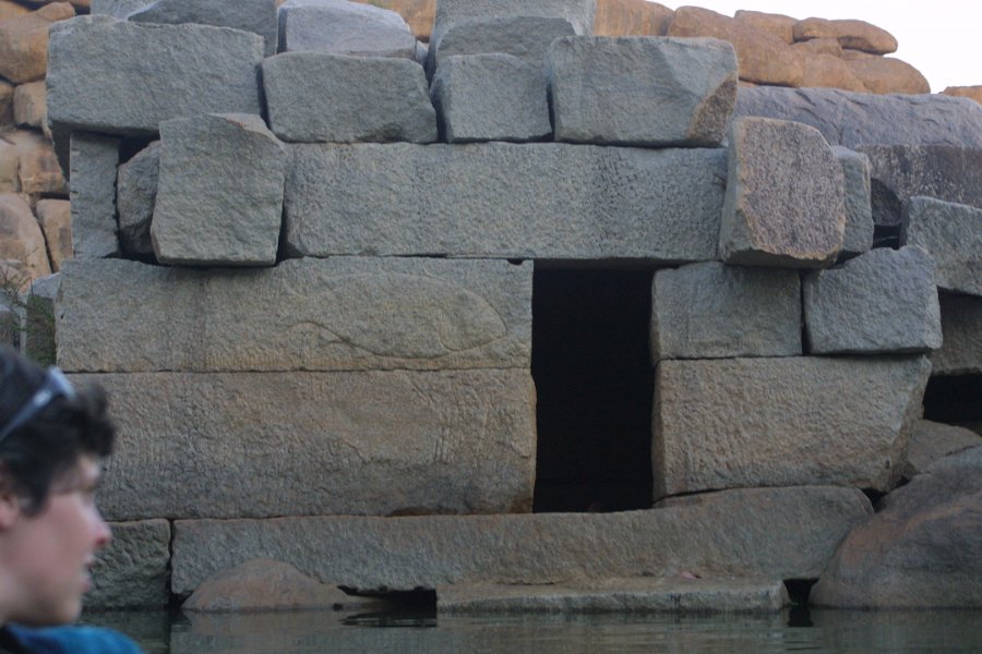 1251000_JenAndRiverBankRuinsHampi.jpg - Temple ruins along the river. Hampi.
