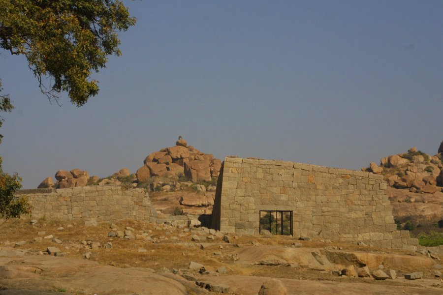 1280000_ZenanaEnclosureHampi.jpg - Inside the Zenana Enclosure at Hampi.