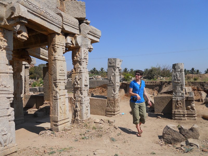 1314689_JenAtRangaTempleHampi.jpg - Jen at the Ranga Temple. Hampi.