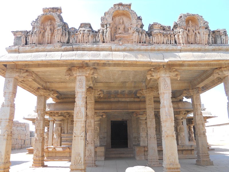1330695_HazaraRamaTempleHampi.jpg - Hazara Rama Temple. Hampi.