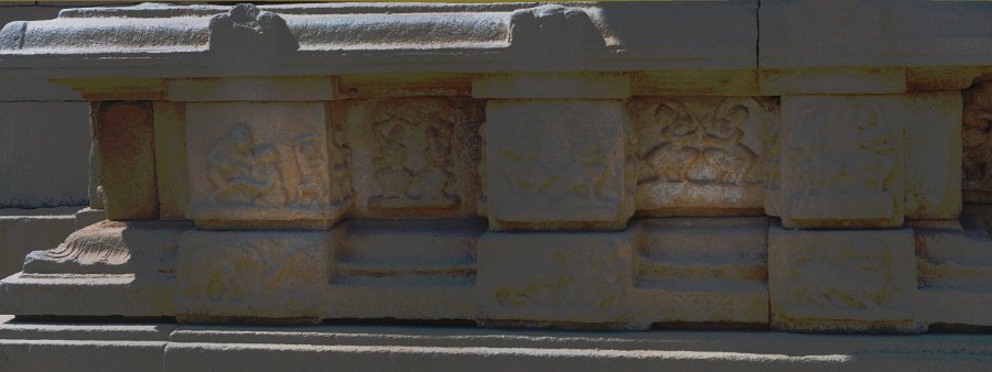 1333100_DetailUndergroundSivaTempleHampi.jpg - Wall detail at the Hazara Rama Temple. Hampi