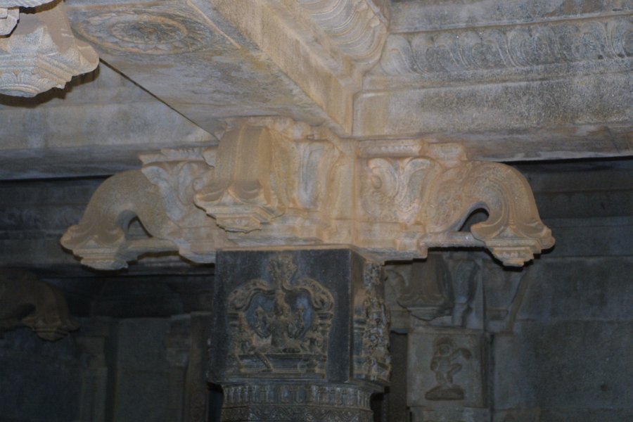 1348000_PillarRoyalTempleHampi.jpg - Pillar capital at the Hazara Rama Temple. Hampi.