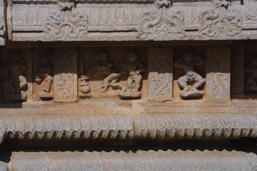1356000_WallDetailRoyalTempleHampi.jpg - Wall detail at the Hazara Rama Temple. Hampi.
