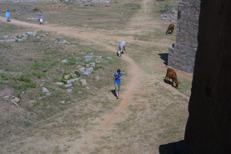 1373000_JenFromBandTowerDannayakaEnclosureHampi.jpg - Jen viewed from the Band Tower. Hampi.
