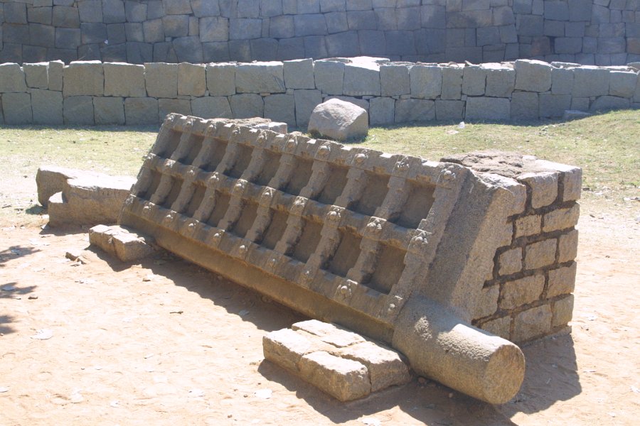 1389000_StoneGateAtRoyalEnclosureHampi.jpg - Stone gates at the Royal Enclosure. Hampi.