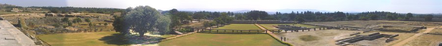 1402100_RoyalEnclosureFromMahanavamiDibbaHampi.jpg - View from Mahanavami Dibba in Royal Enclosure. Hampi.