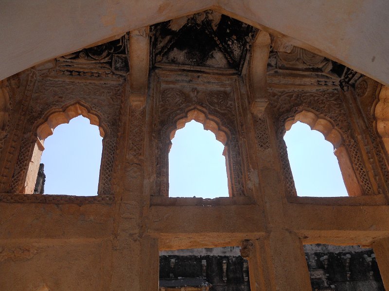 1420721_QueensBathHampi.jpg - The Queens Bath. Hampi.