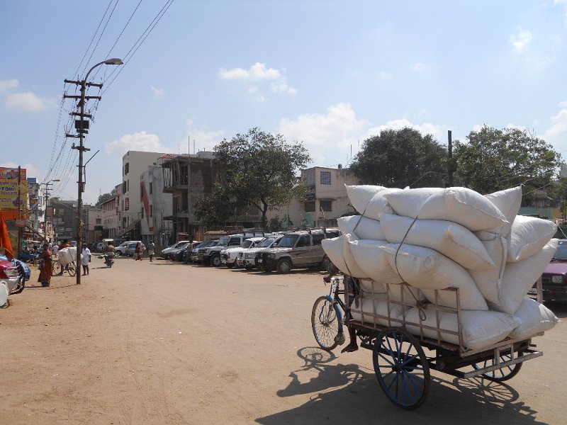 1549806_BangaloreOrMadurai.jpg - Street sceen. Madurai.