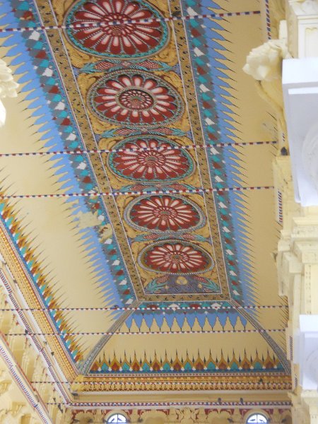 1632838_ThirumalaiNayakMahalMadurai.jpg - Ceiling at the Thirumalai Nayak Palace. Madurai