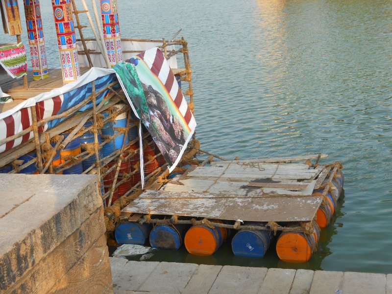 1652854_TeppakulamFloatMadurai.jpg - Float at the Teppakulam Tank. Madurai.