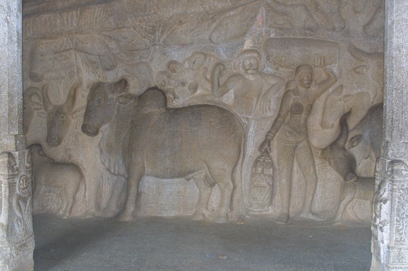 1968000_RockCutTempleMahabalipuram.jpg - Carvings inside Temple at Mahabalipuram.