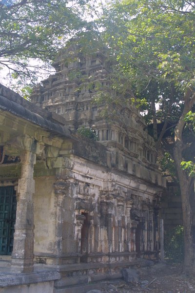 2021000_VaradarajaTempleKanchipuram.jpg - Smaller temple inside the Varadaraja Temple. Kanchipuram.