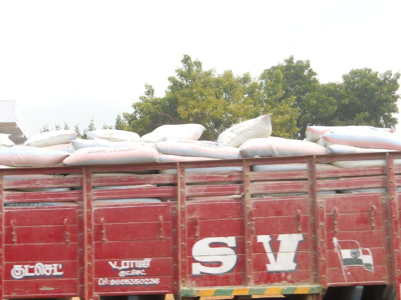 1681878_TruckLoadTamilNadu.jpg - Truck load in Tamil nadu.