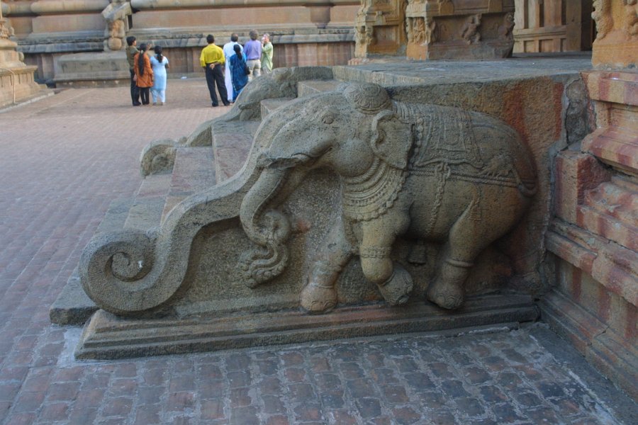 1734000_BrihadisvaraTemple.jpg - Elephant stair case at the Brihadisvara Temple. Thanjavur.