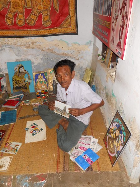 1742906_PaintOnGlassArtistThanjavur.jpg - Artist who paints wonderful pictures on glass. Thanjavur.