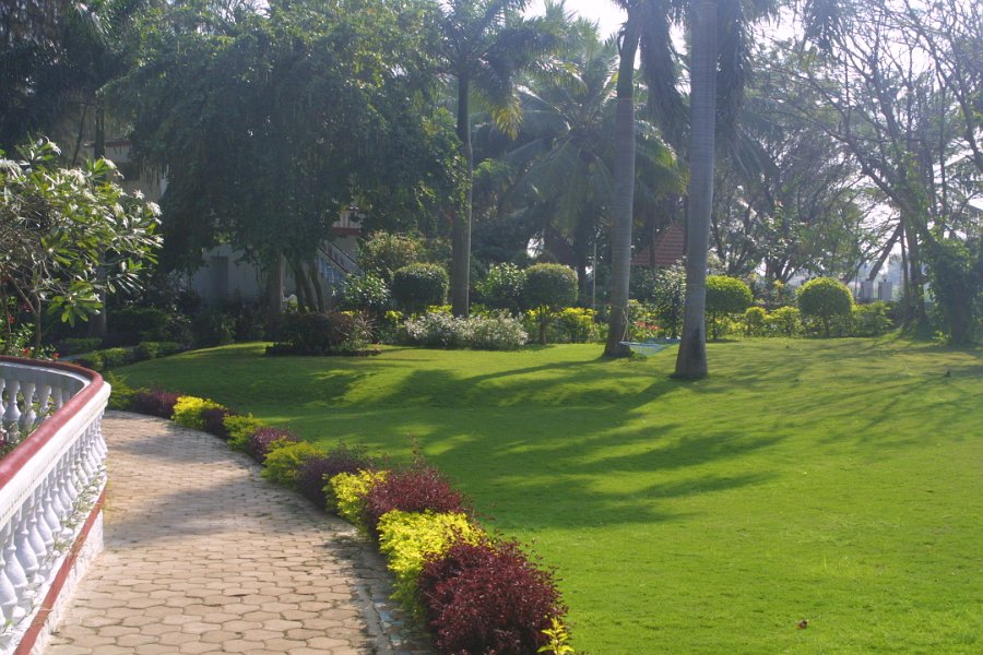 1751000_IdealRiverViewResort.jpg - The Ideal River View Resort. Thanjavur.