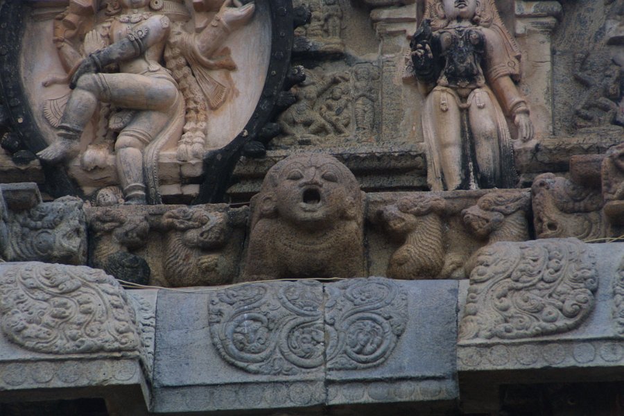 1770000_AiravateswararTemple.jpg - Gargoyle at the Airavateswarar Temple. Darasuram.