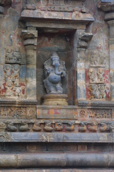1771000_AiravateswararTemple.jpg - Ganesha at the Airavateswarar Temple. Darasuram.