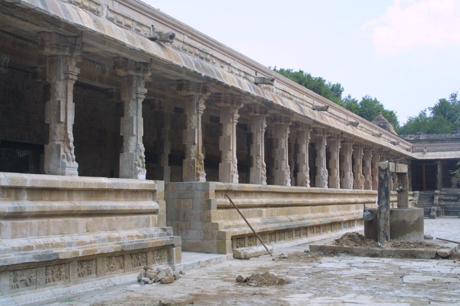 1782000_AiravateswararTemple.jpg - The Airavateswarar Temple. Darasuram.
