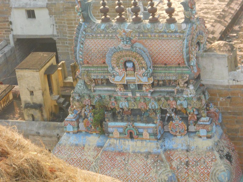 1827944_ViewFromRockFortThiruchi.jpg - View of Sri Naganathar Swamy Temple from the Rock Fort. Thiruchi.