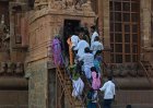 1742000_WorshipersAtBrihadisvaraTemple