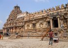 1765923_MartinAtAiravateswararTemple